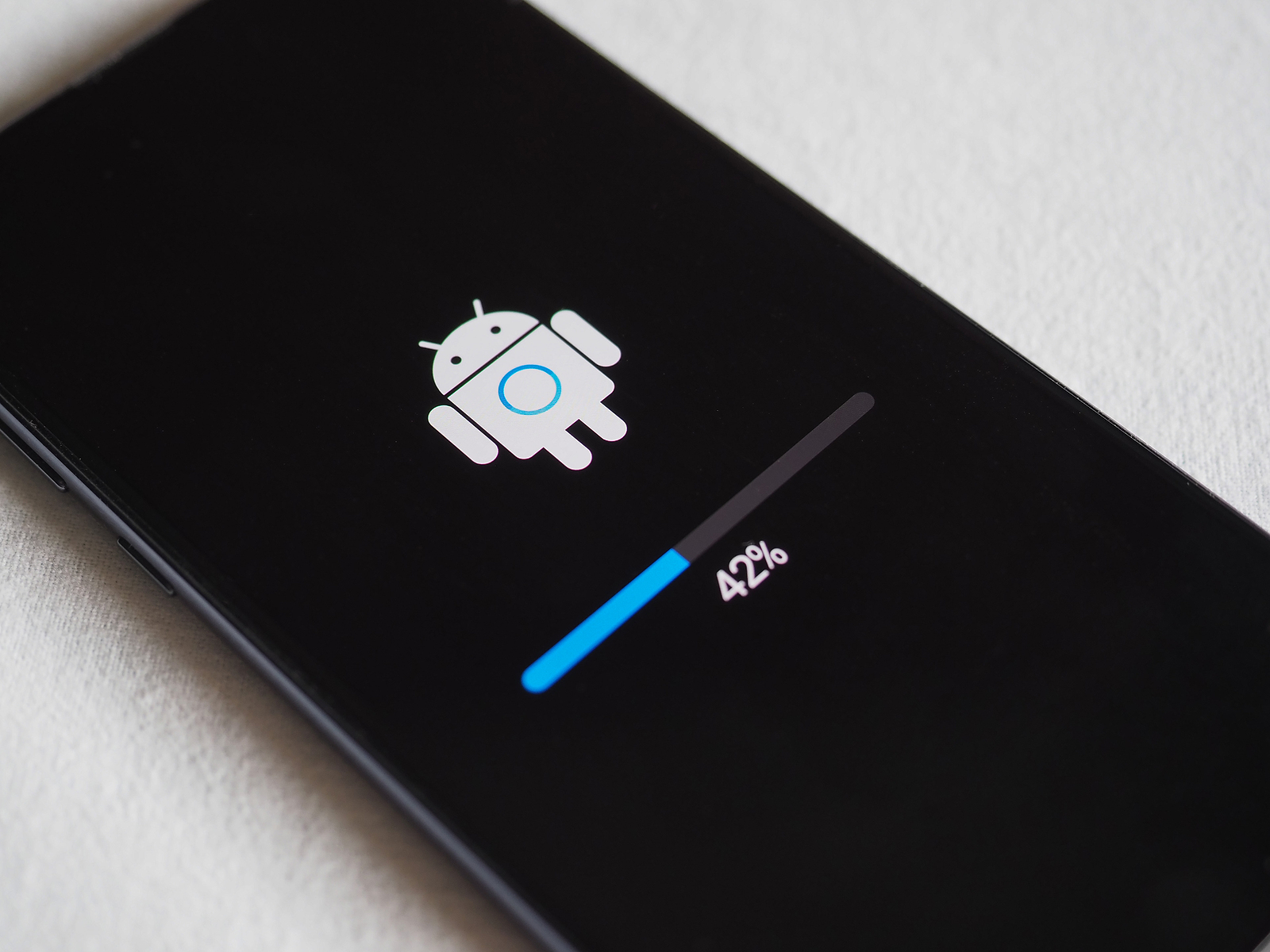 Google e CISA mettono in guardia da una falla di Android dopo le segnalazioni di un exploit zero-day da parte di un'app cinese